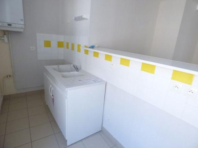 Votre agence France Loire Aubigny S/Nère vous propose cet appartement à la location sur la commune de la Chapelle d'Angillon