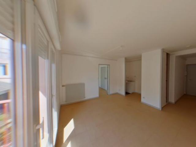 Votre agence France Loire vous propose cet APPARTEMENT à la location sur la commune de Saint Amand Montrond