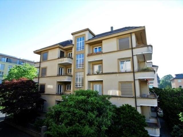 Votre appartement sous gare dans un quartier agréable