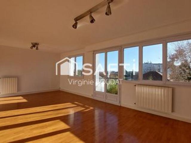 Vue Montagne appartement traversant