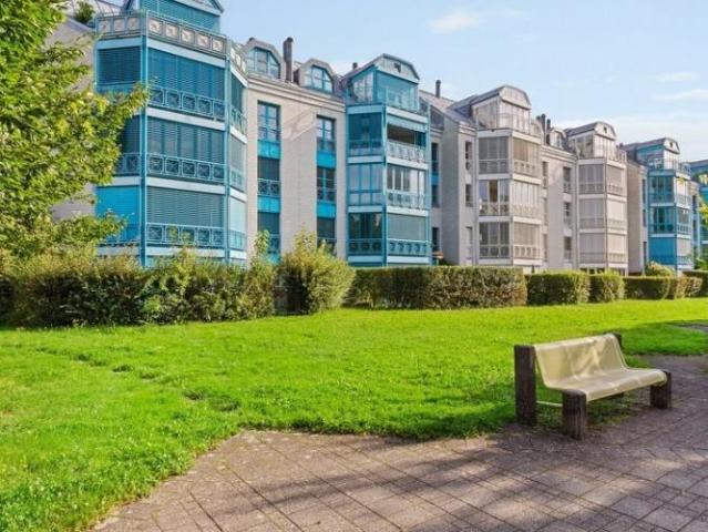 Votre nouveau domicile avec jardin d'hiver