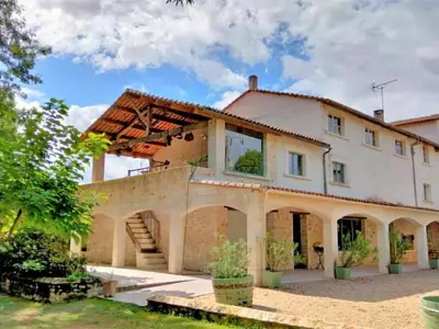 Vouthon 16220 Achat / Vente maison 10 pièces t10