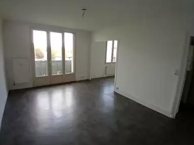 Vouziers 08400 Location appartement 4 pièces t4