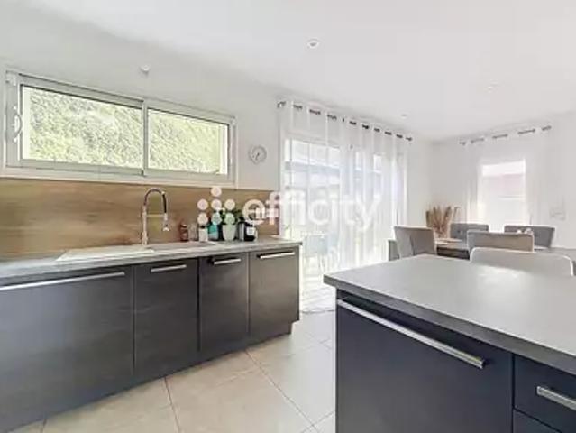 Vougy 74130 Achat / Vente maison 4 pièces t4 terrasse balcon