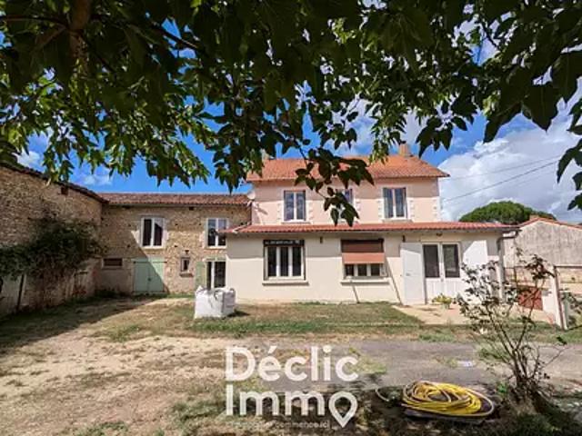 Voulême 86400 Achat / Vente maison 5 pièces t5