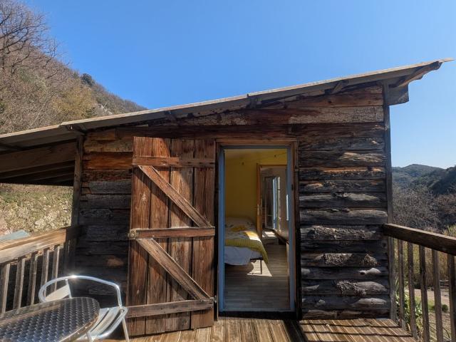 Vous rêvez de vivre en pleine nature. ? alors venez visiter. 50m² Bouyon