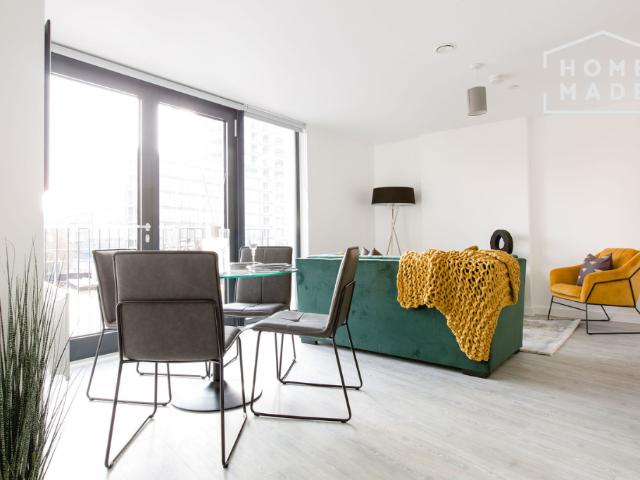 Vox, Trentham Street, M15 2 bed flat to rent £1,600 pcm £369 pw