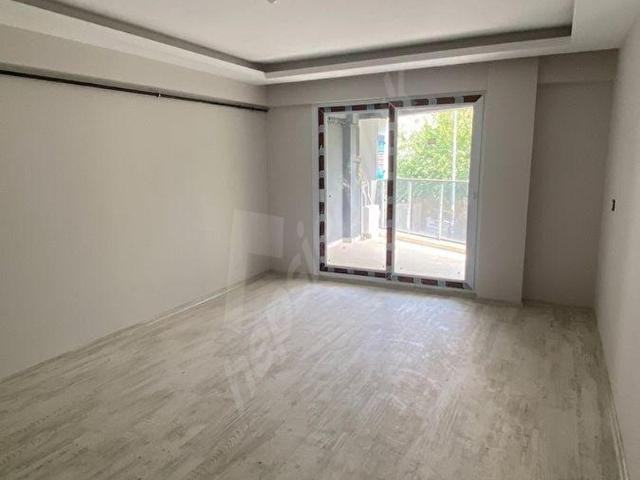 VMA GAYRİMENKULDEN SATILIK 2+1AÇIK MUTFAK ZEMİN KAT DAİRE