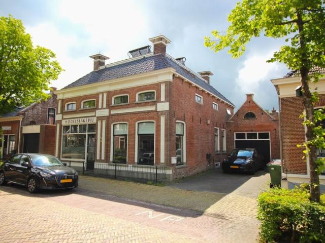 Vrijstaand te huur in Wirdum