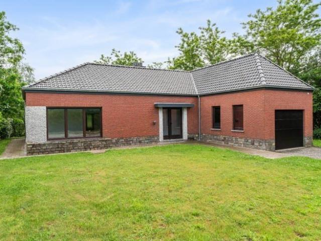 Vrijstaande woning met drie slaapkamers
