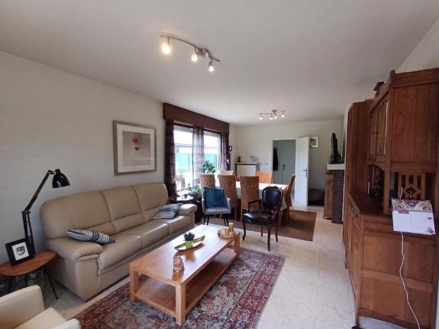 Vrijstaande woning met tuin, garage en 2 slpk, gelegen te Moorsele