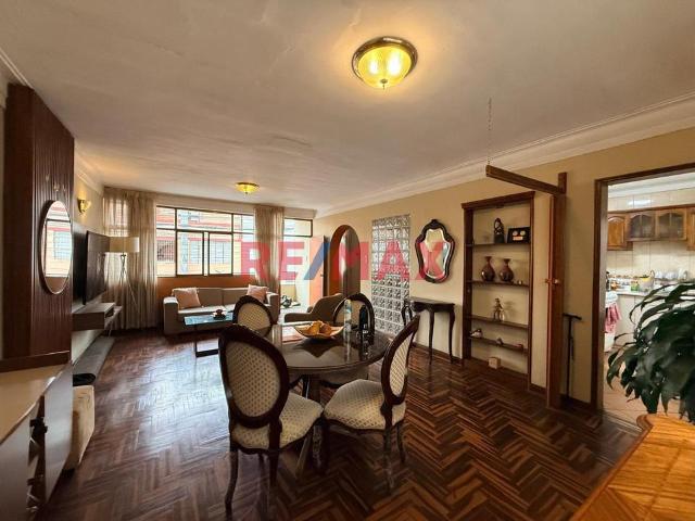 Vta Duplex 5D 3B San Roque Surco 240M2 $220,000