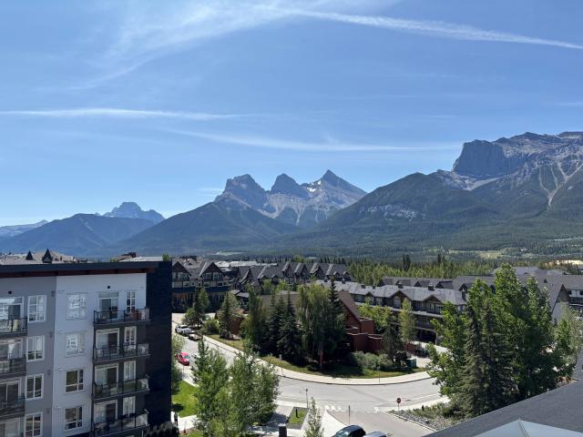 VUE Canmore Two Bedroom Apartment for Rent
