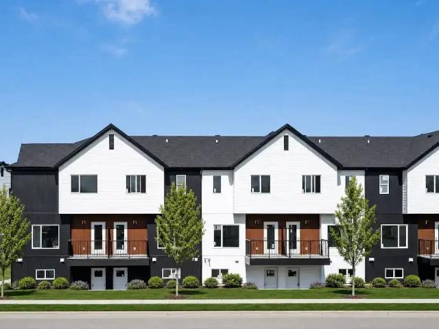 VUE AT STONESHIRE