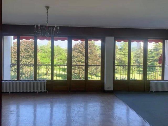 Vue belledonne et parc sécurisé sans vis à vis