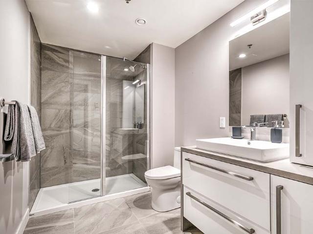 Vue du Fleuve Brossard Apartments 1 Bedroom