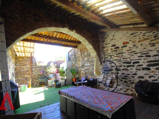 Vue exceptionnelle ! Maison 6 pieces I 132 m² I 2 terrasses 76 m² I 6 caves I 221.000€ I Fos