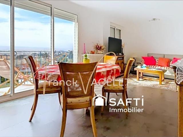 Vue exceptionnelle pour cette jolie villa sans travaux
