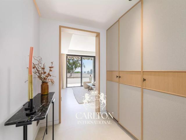 Vue Mer aux Hauts de Vaugreniers 115m² Villeneuve Loubet