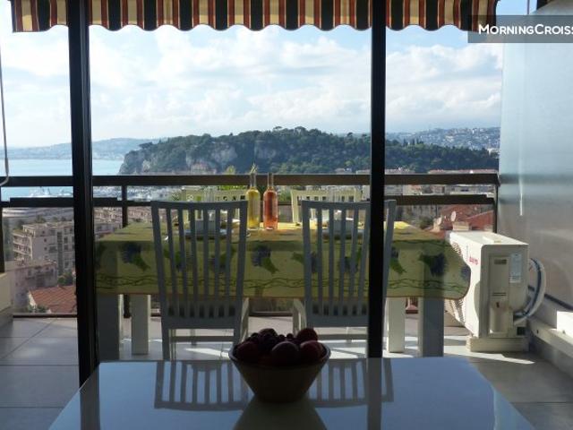 Vue mer appartement climatisé