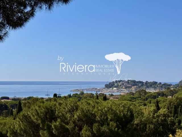 VUE MER et PLAGE A PIED 5 chambres et piscine !