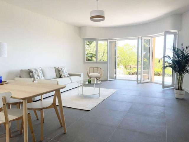 VUE MER PANORAMIQUE Appartement 2 pièces