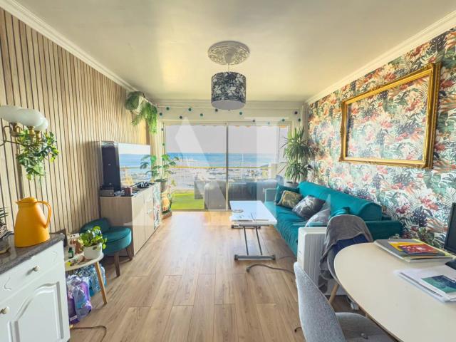 Vue Mer Panoramique Dernier Étage 36m² Golfe Juan
