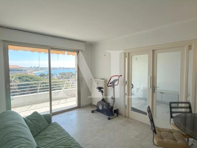 Vue Mer Panoramique Dernier Étage 42m² Golfe Juan