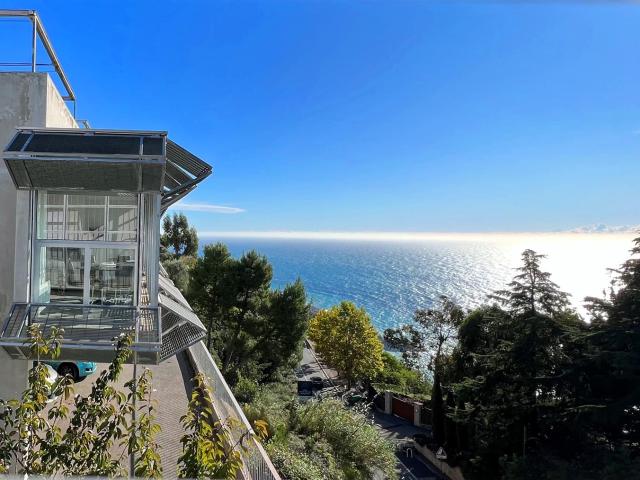 Vue mer, terrasse 52m² Eze
