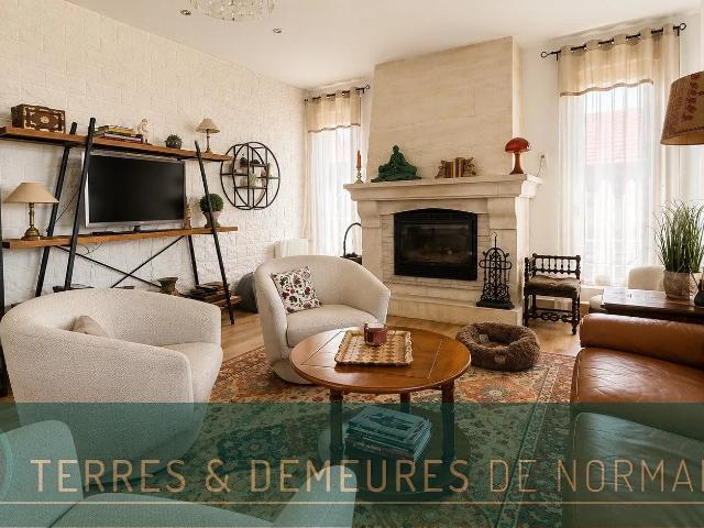 VUE MER 269m² habitables et 4 chambres au coeur du Tréport, No