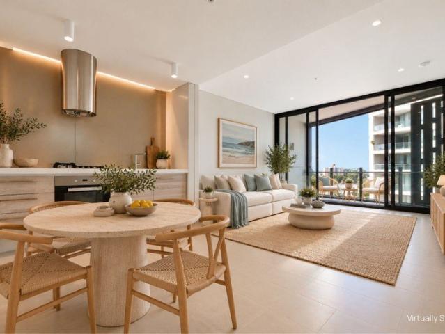 VUE: STUNNING DESIGNER APARTMENT CLOSE TO BEACH & TRANSPORT