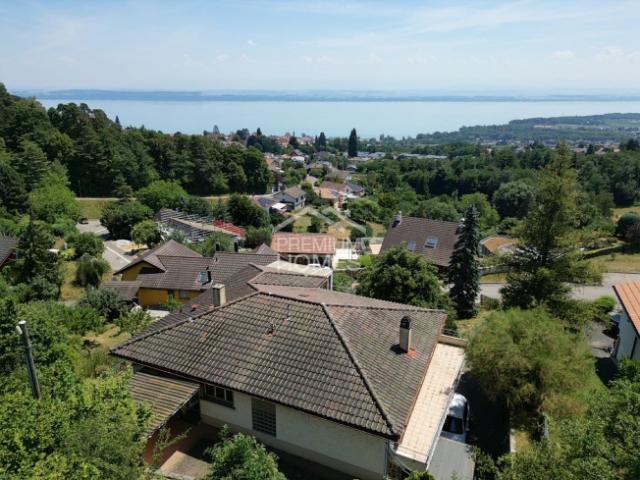 Vue sur le lac, villa à rénover ou projet immobilier d'exception