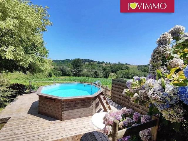 VUE SUR LES PYRENEES, DEPENDANCE ET PISCINE