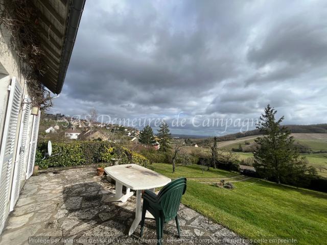 Vue panoramique, maison avec beaux volumes 180m² Sancerre