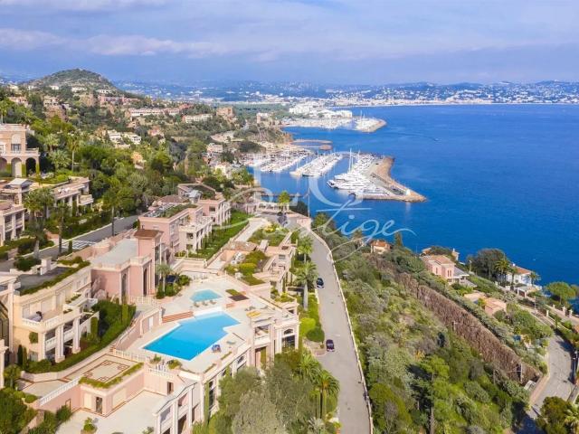 Vue panoramique Mer et Estérel 50m² Théoule sur Mer