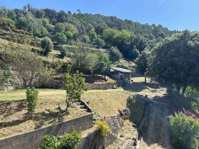 Vue terrain dépendance à rénover Secteur prisé en Cévennes