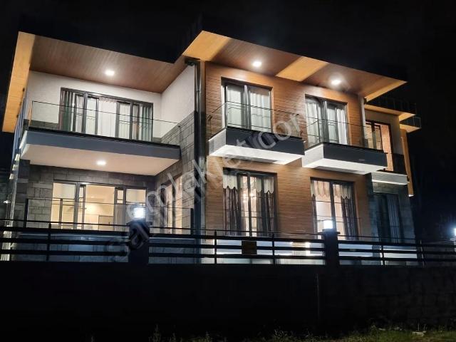 Vyg'den Prestij Konfor Zarafet Eşsiz Mimari Ultra Lüks Villa