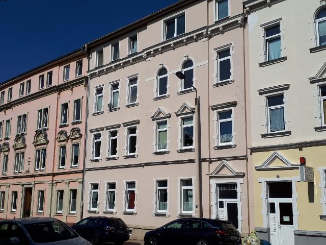 W0201 – 2 R Wohnung im gepflegten Altbau