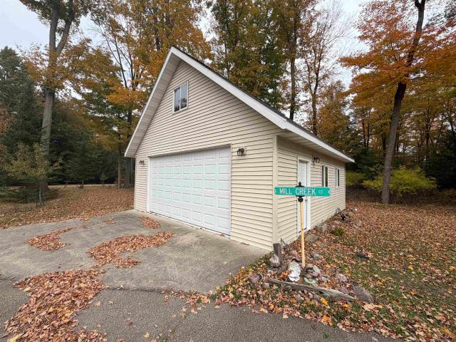 W12531 mill creek court
