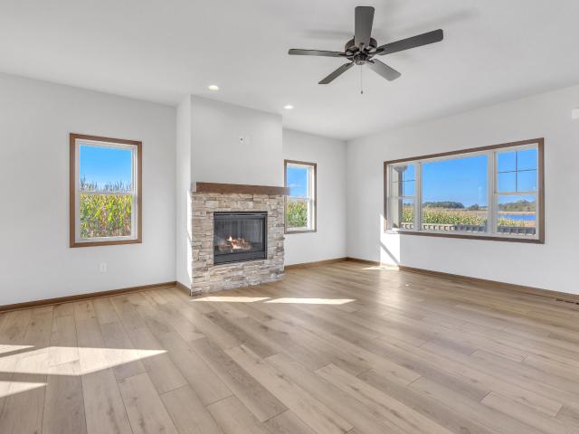 W1298 Floral Park Ln, Osceola, WI 53010 | MLS #1958
