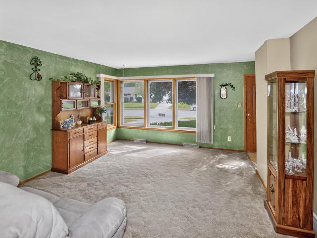 W149N8183 Winchester St