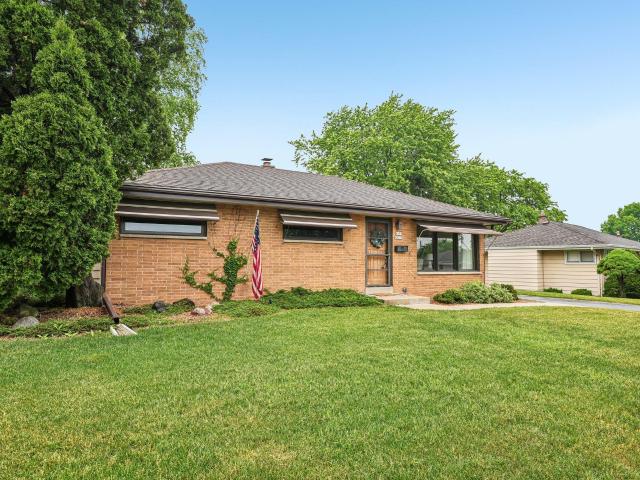 W151N8313 Thomas Dr