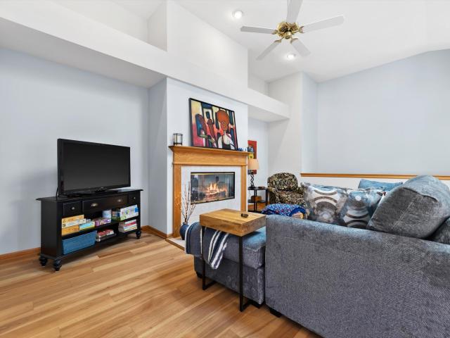 W175N8151 Robin Cir, Unit 1