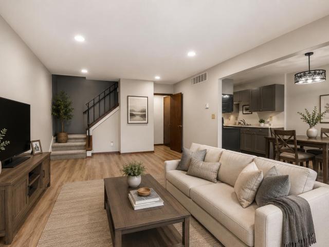 W170N11545 Armada Dr, Unit 21 9