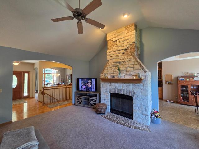 W193S6794 Hillendale Dr