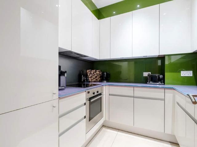 W1K, United Kingdom | 4 bed apartment for rent #165863315 | Rentberry