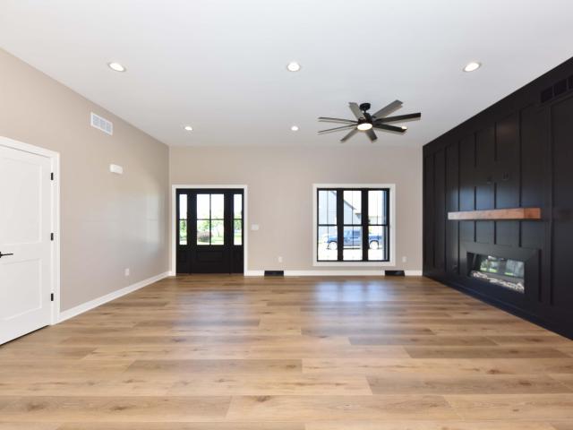 W208N16278 Renee Way
