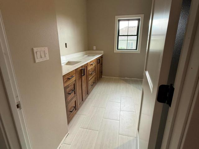 W208N16278 Renee Way