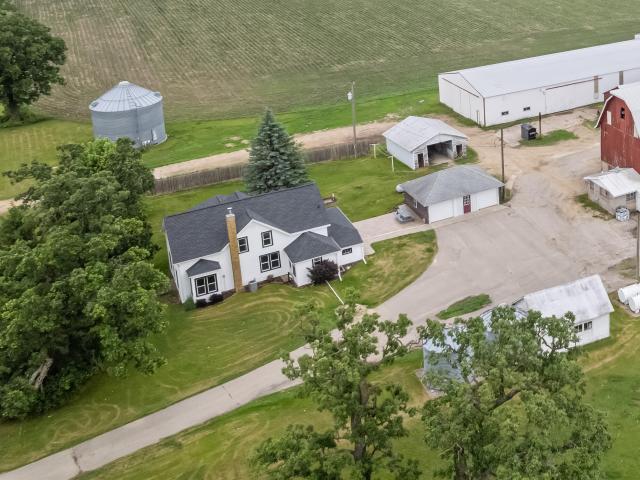 W22882 Little Tamarack Rd