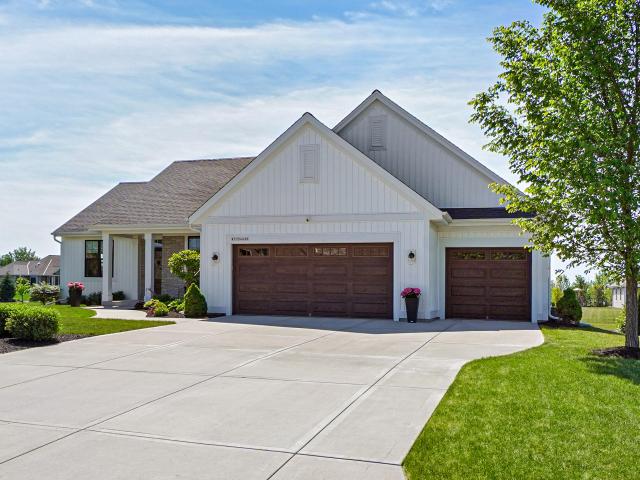 W223N4688 Seven Oaks Dr